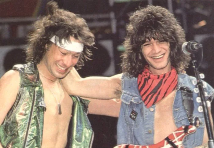 Van Halen: Alex Van Halen ricorda il fratello Eddie, "Ci vediamo dall'altra parte"