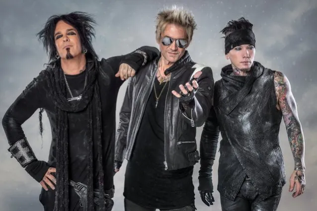 Sixx:A.M.: online il lyric video di 'Belly of the Beast', dalla colonna sonora del film "Sno Babies"