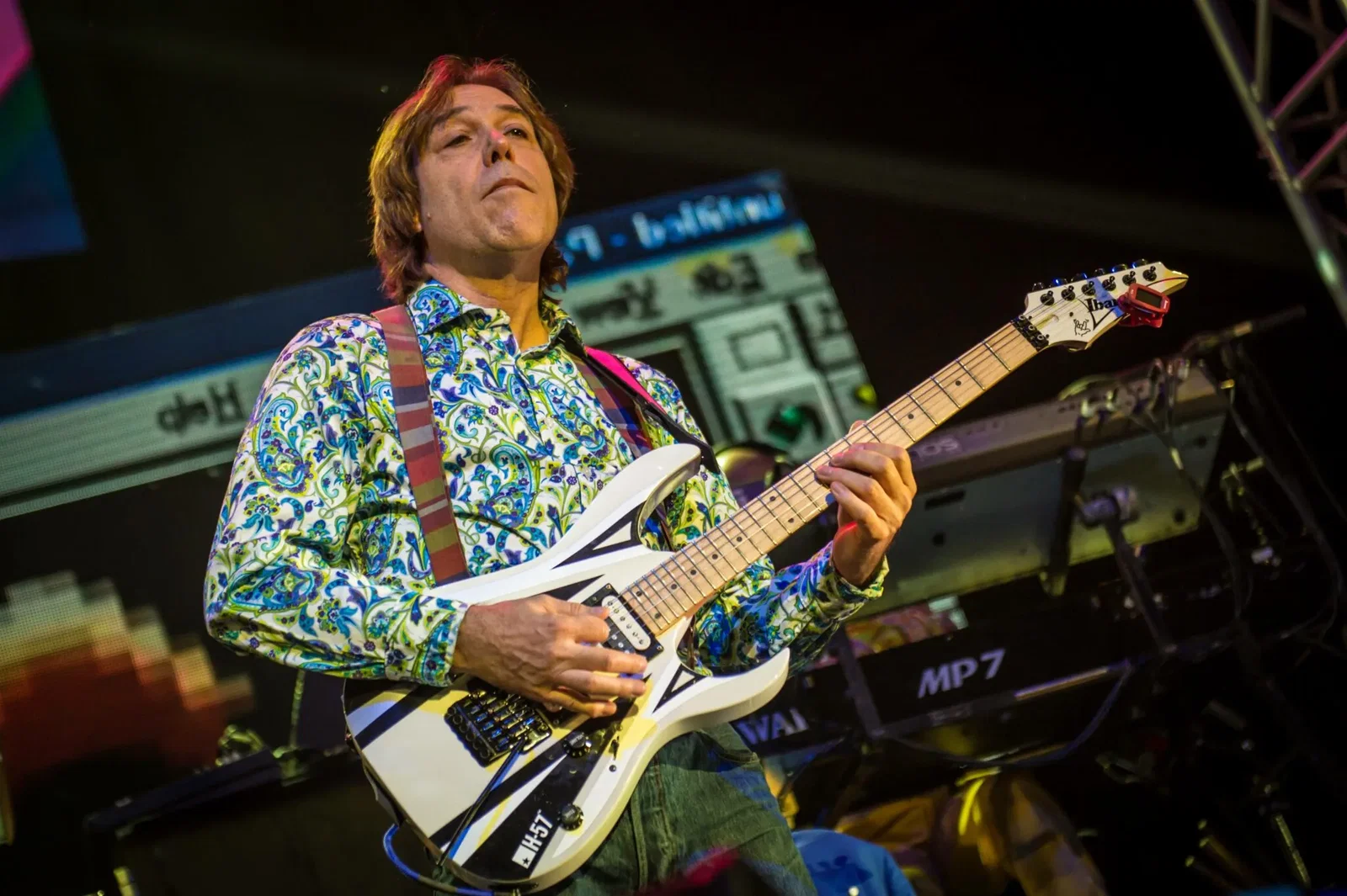Elio e le Storie Tese: Cesareo, "Eddie Van Halen mi fece venir voglia di mollare tutto, non avevo mai sentito niente di simile"