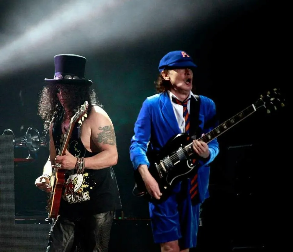 AC/DC: Slash, "Power Up è una bomba, non vedo l'ora di vedere gli AC/DC dal vivo!"