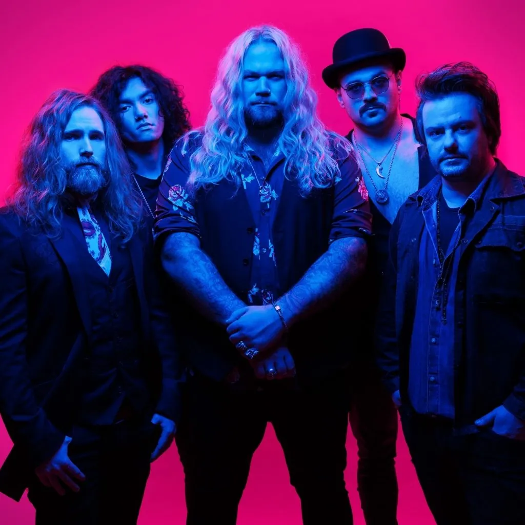 Inglorious: in arrivo il nuovo live album, il video di 'She Won't Let You Go'