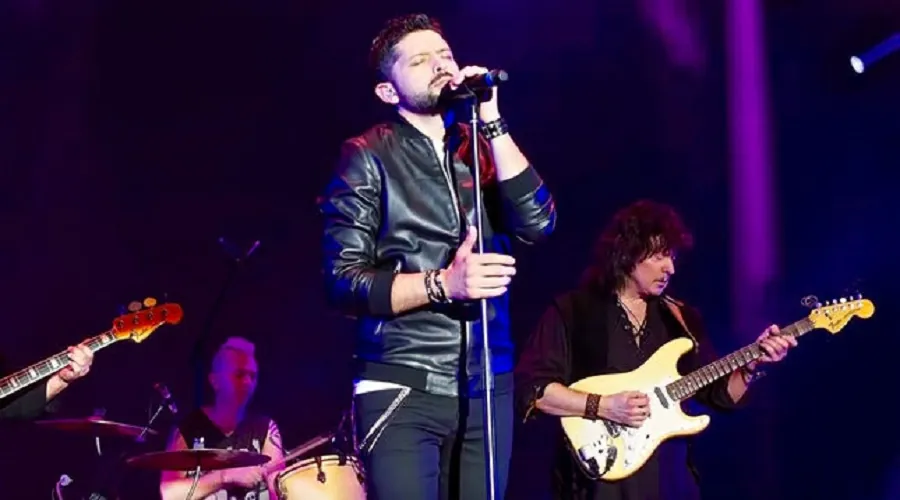 Rainbow: Ronnie Romero, 'al momento Ritchie è concentrato sui Blackmore's Night, quindi la band è in standby'