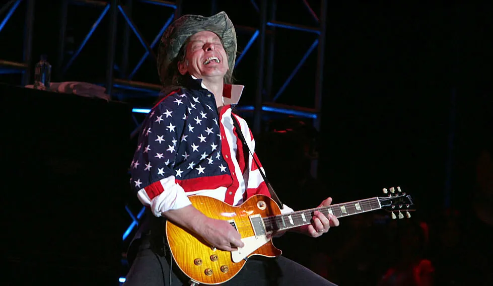 Ted Nugent: "Alle cover di Pantera e Motörhead di 'Cat Scratch Fever' manca il groove dell'originale"
