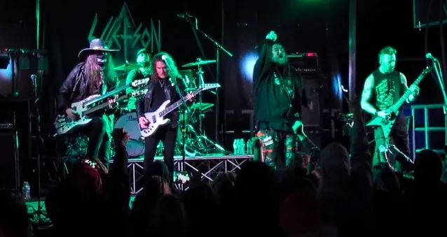 Ellefson: Dave Lombardo e  Ron Thal per la cover degli AC/DC di 'Riff Raff', video