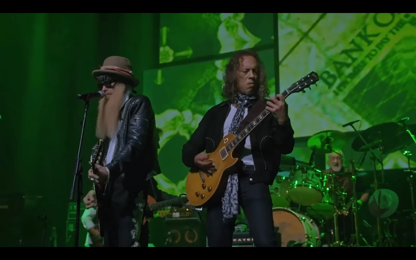 Fleetwood Mac: Billy Gibbons (ZZ Top) e Kirk Hammett (Metallica) suonano 'The Green Manalishi' in un nuovo video professionale