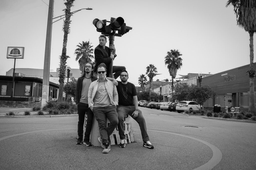 Dakar: ecco il lyric video per la canzone 'Empire Dreams'