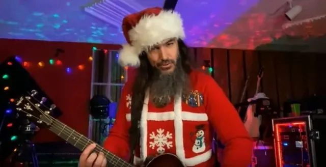 Machine Head: guarda il video dell'episodio di "Acoustic Happy Hour" con Robb Flynn in versione natalizia