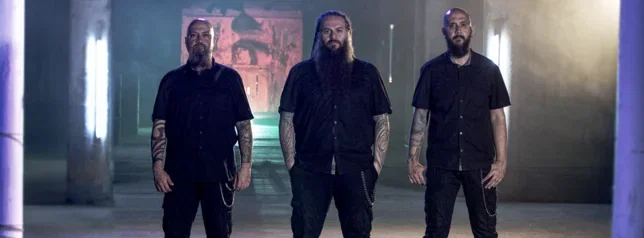Pitch Black Process: guarda il music video ufficiale per il nuovo singolo 'Heroes of 2020' (con Cengiz Tural)
