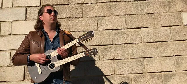 Iron Maiden: la cover di 'Fear of the Dark' suonata con l'ukulele, video