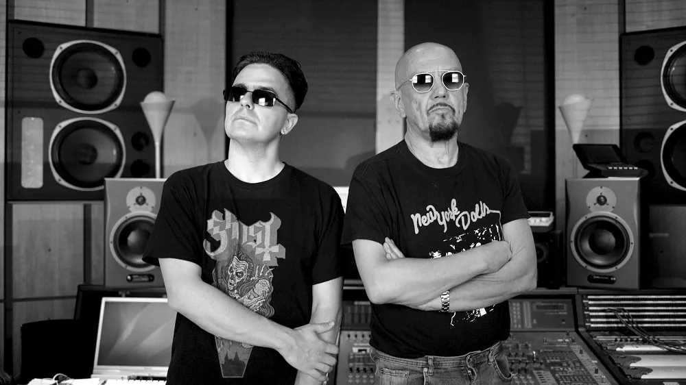 The Mugshots: nuovo 12'' con Mantas (Venom Inc.) e Attila Csihar (Mayhem)