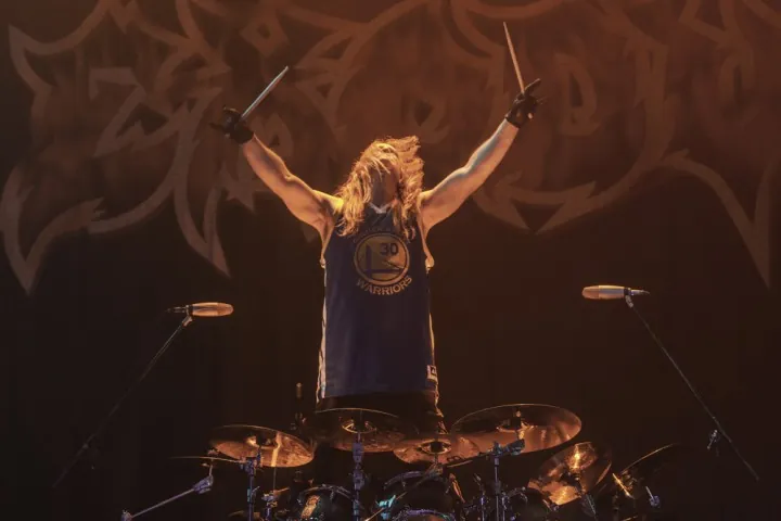 Exodus: Tom Hunting, "Grazie alla scienza, sono libero dal cancro"