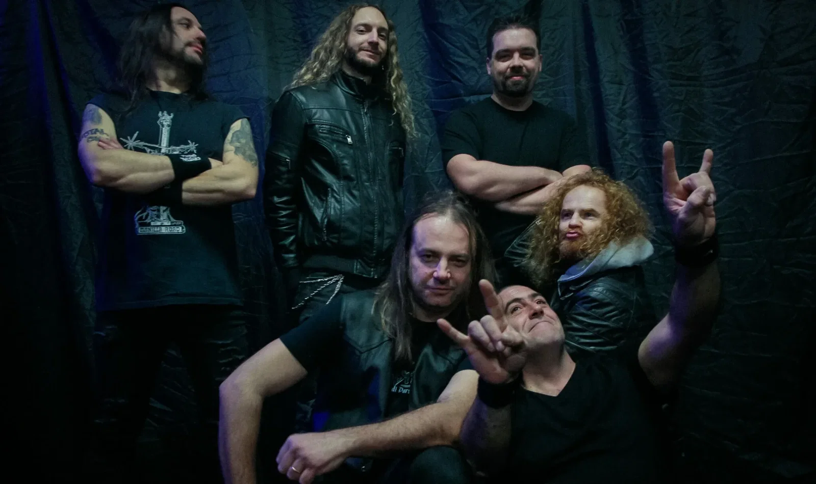 Animal House: ecco il videoclip di 'Living in Black and White'