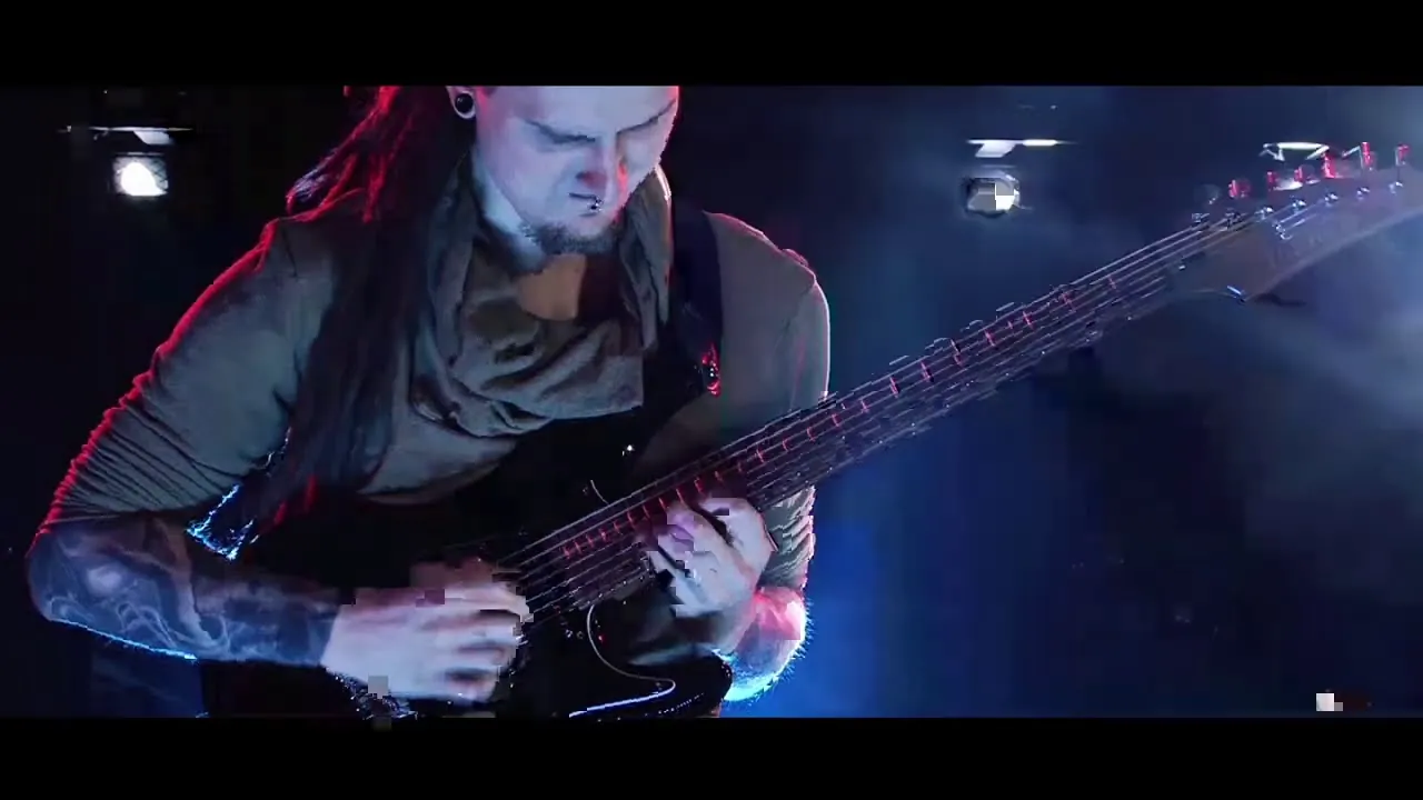 Ibanez Guitars: la nuova Ibanez AZ24047-BK presentata dallo shredder austriaco Bernth
