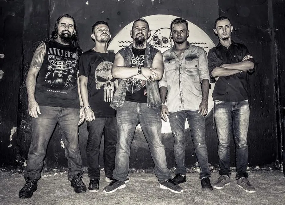 Heavy Smasher : guarda il video di 'Sunrise Rebel'