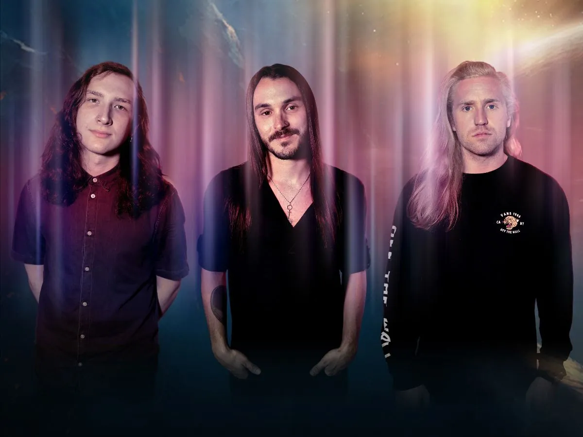 Interloper: il drum playthrough di 'An Emerald Flame'