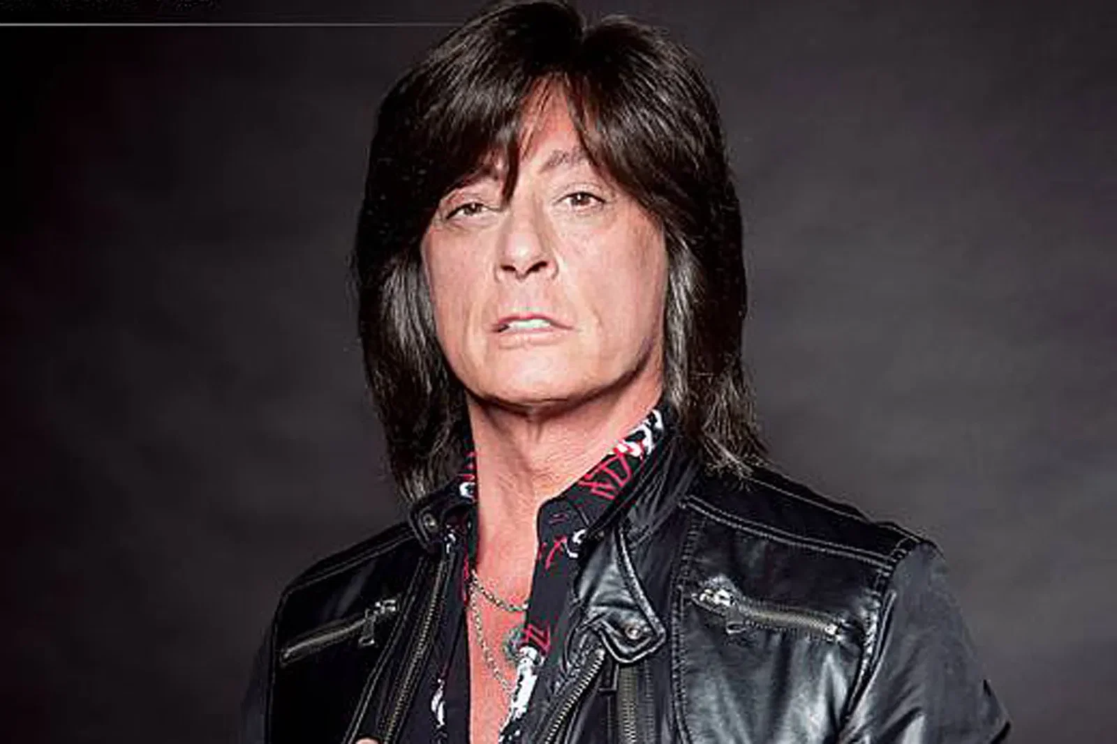 Sunstorm: Joe Lynn Turner non ci sta e dice "Le mie parole distorte. Non sono mai stato informato che l'etichetta avrebbe portato avanti il marchio con un nuovo cantante"