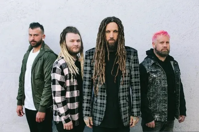 Love And Death (con Brian Welch dei Korn): ascolta la nuova canzone 'The Hunter'