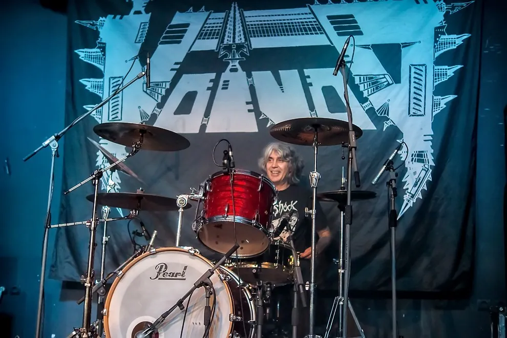 Voivod: Away pubblica in anteprima alcuni disegni del suo nuovo libro, un paio realizzati in Italia
