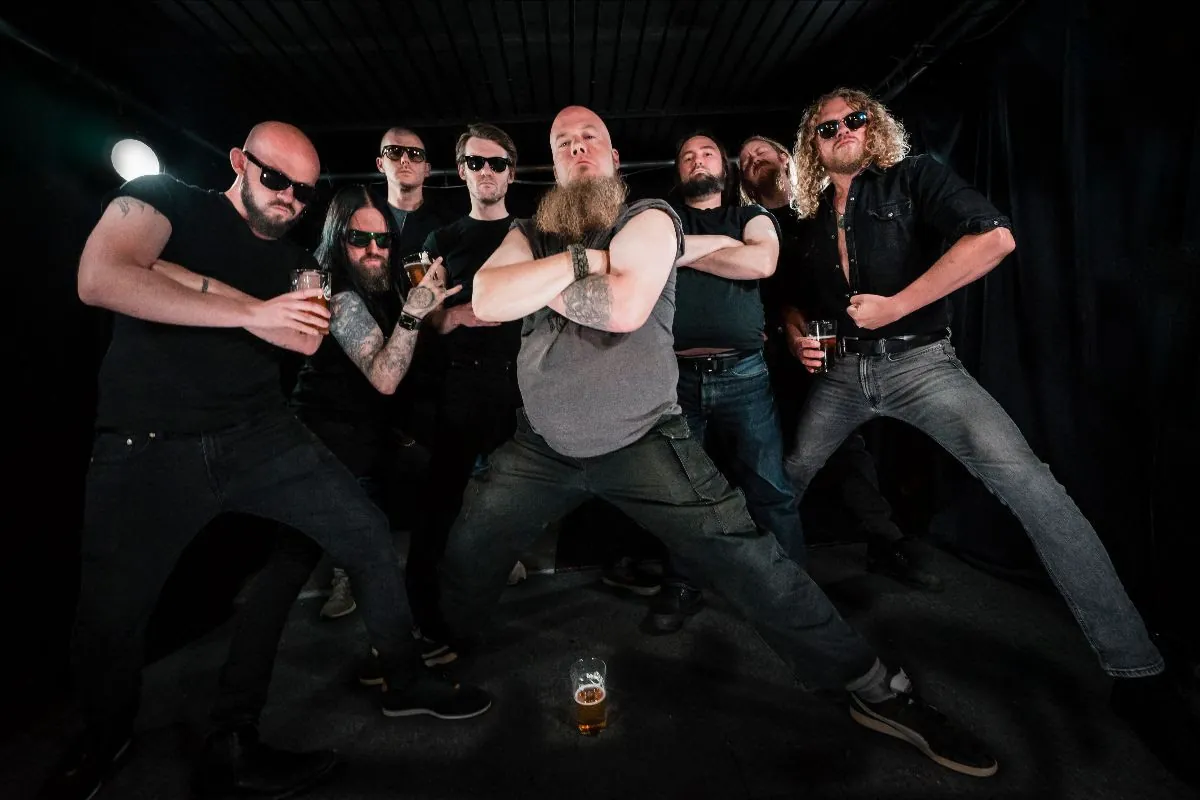 Trollfest: il playthrough di sassofono di 'Dance Like A Pink Flamingo'!