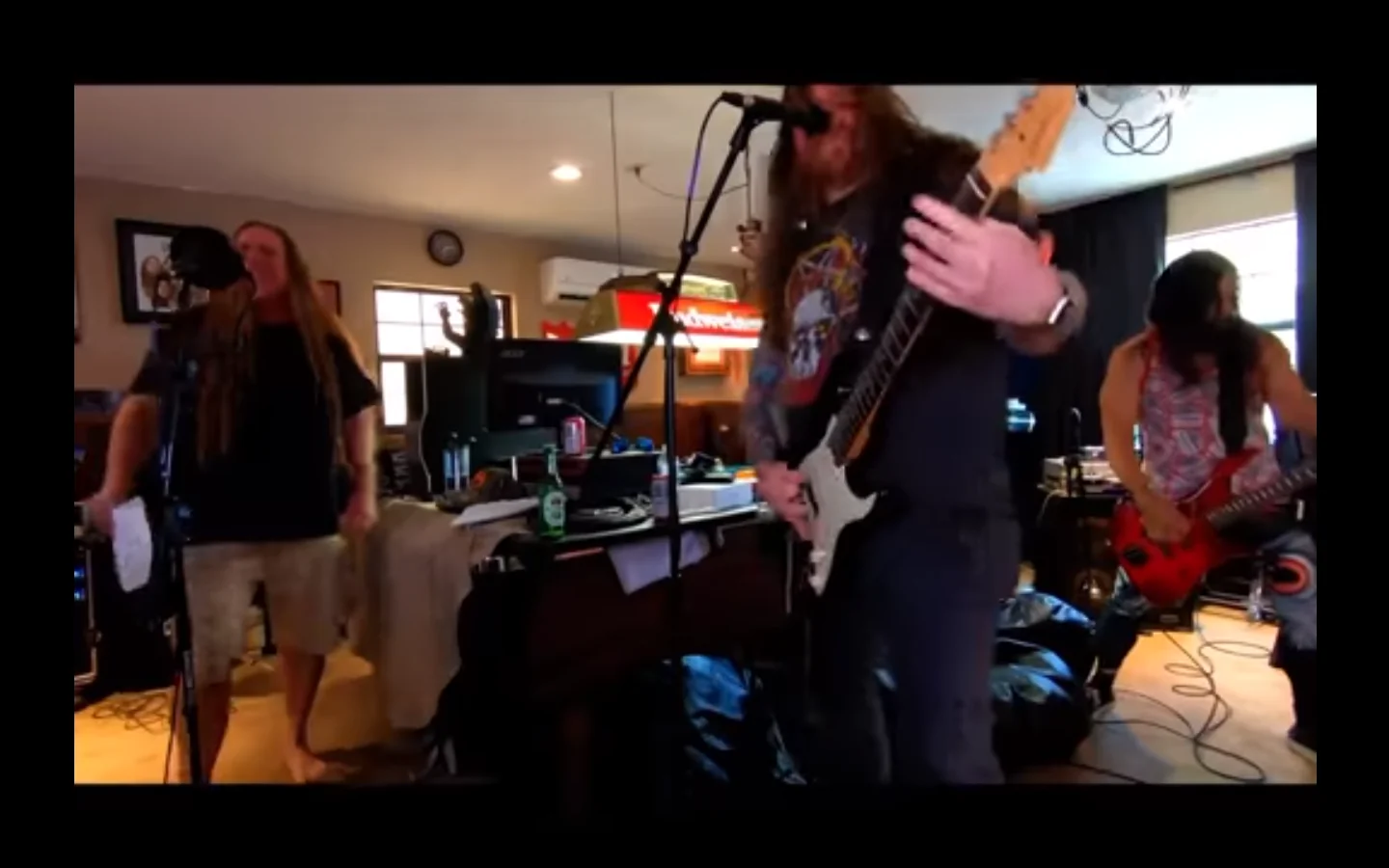 Obituary e Power Trip: ricordano Riley Gale suonando assieme 'Executioner’s Tax (Swing Of The Axe)'