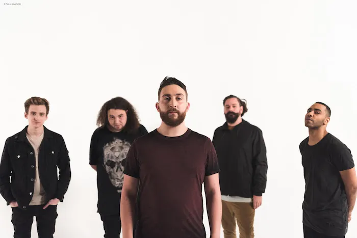 Monuments: ascolta il nuovo singolo "Deadnest'
