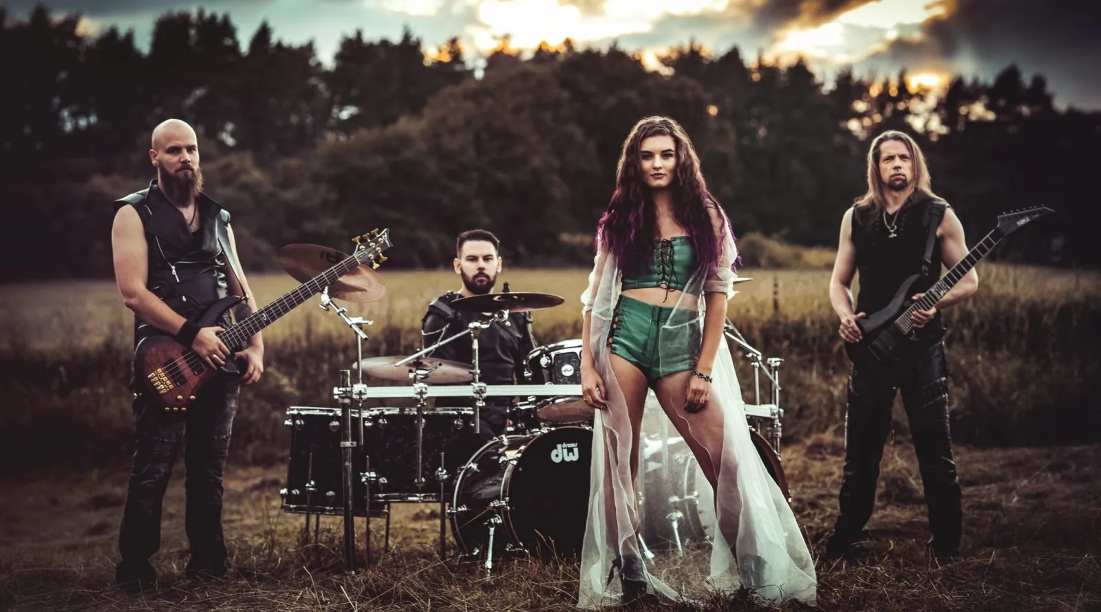Surma: il nuovo album "The Light Within" nelle parole della cantante Viktorie Surmøv