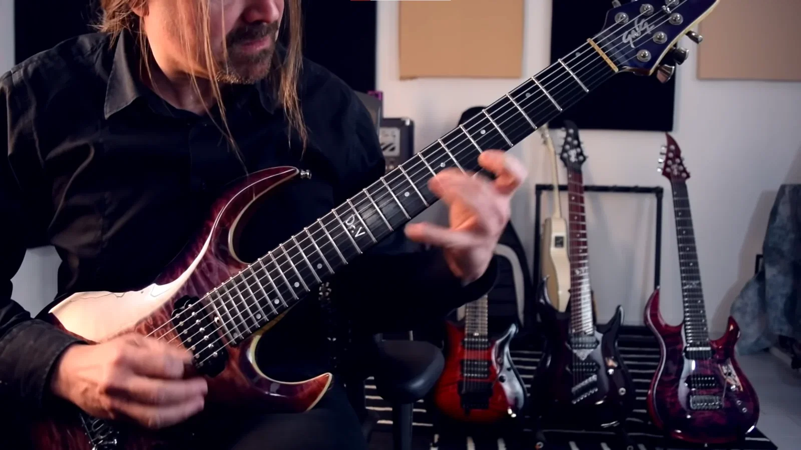 Dr. Viossy: il video della Toccata e fuga in Re minore di Bach per chitarra elettrica