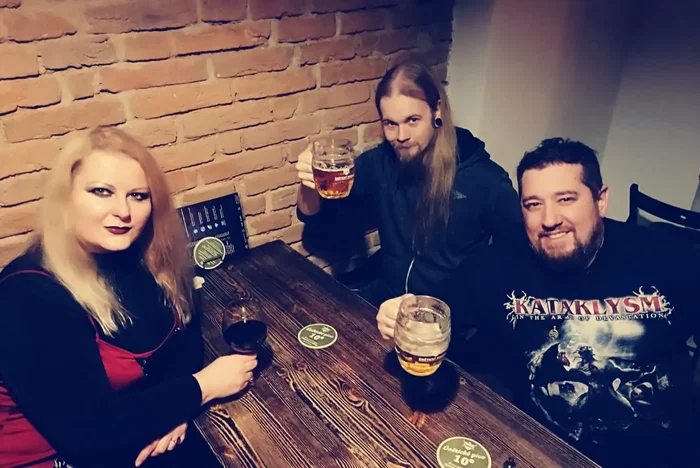 Qui si capisce bene che si sono conosciuti al bar