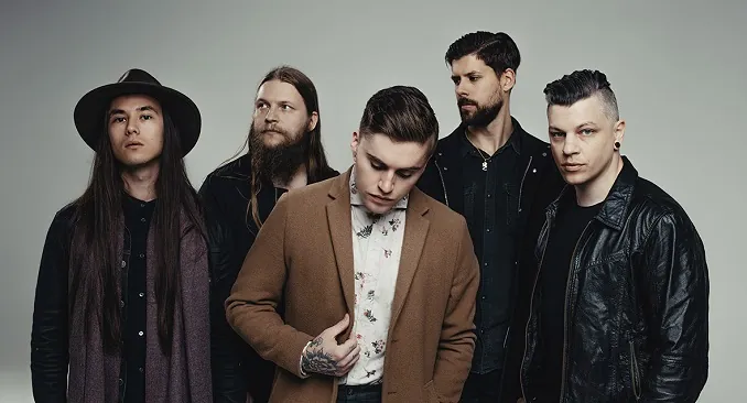 Imminence: la versione con archi del singolo 'Chasing Shadows'
