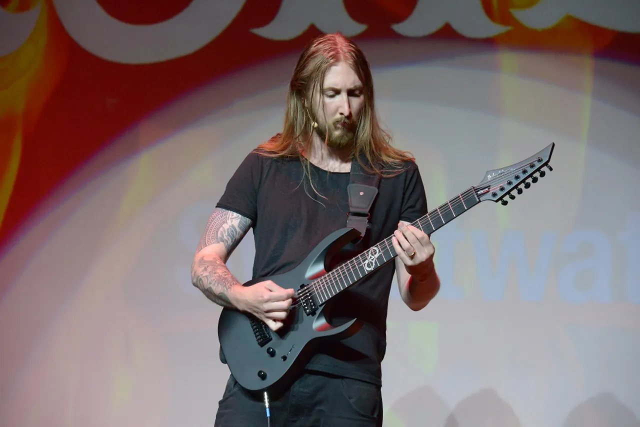 Ola Englund: in streaming il nuovo album "Starzinger"