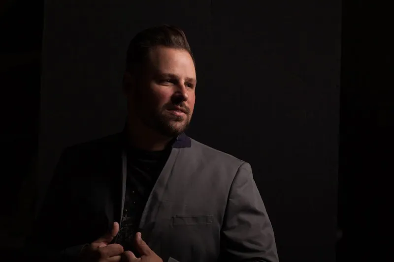 Toby Hitchcock (Pride Of Lions): ascolta il brano 'Before I Met You' dal nuovo LP da solista "Changes"