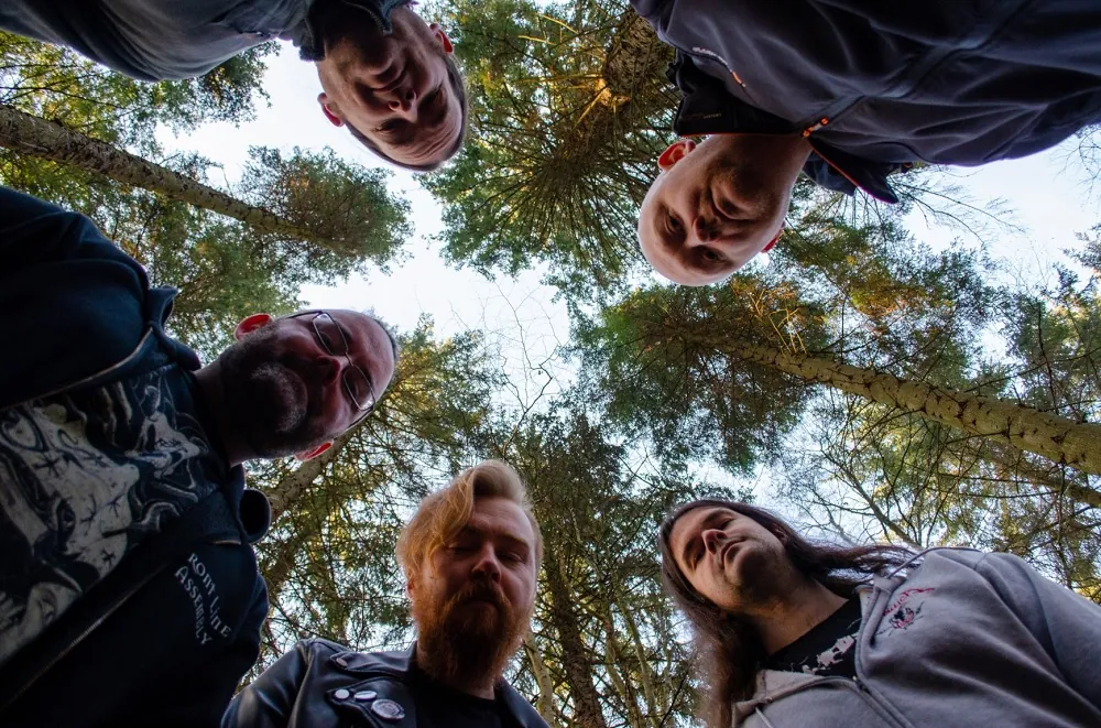 Cyclops Cataract: il visualizer video di 'The Unforgiven Dead'