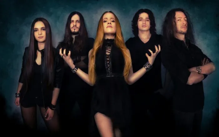Frozen Crown: online il video di 'Embrace the Night'