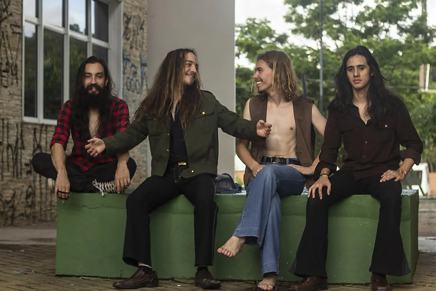 Corehum: il peso dell'heavy metal e del rock degli anni settanta nel singolo 'Workday'