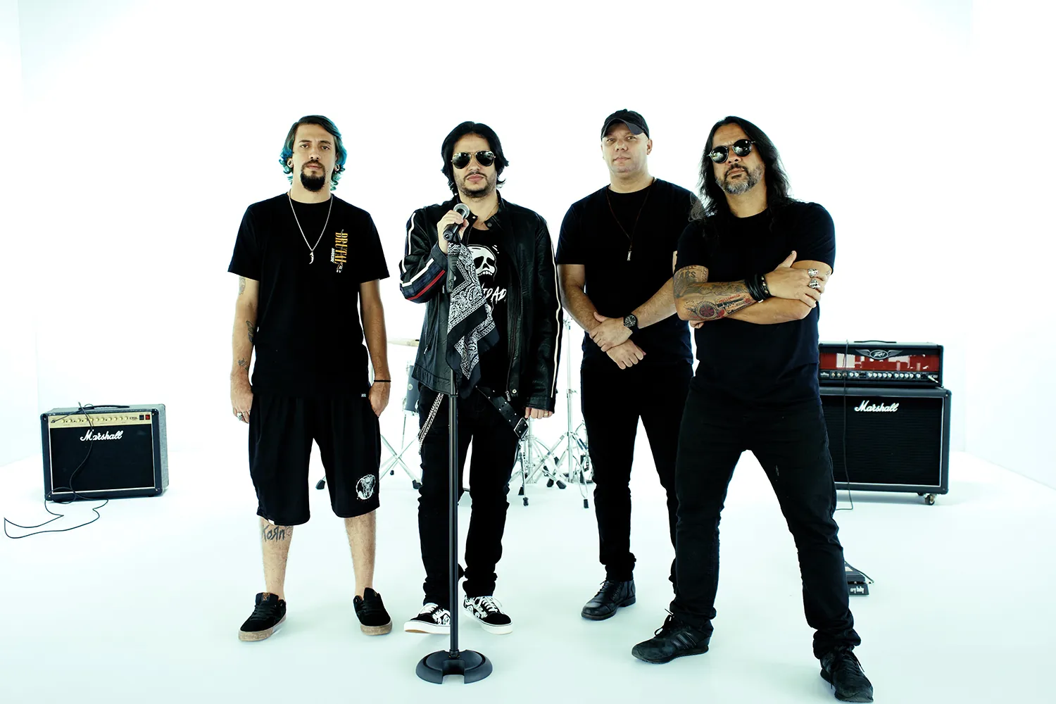 Insanidade: il potere del rock per pubblicare il video di 'On Fire'
