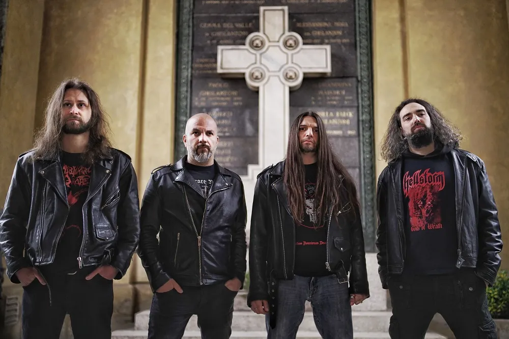 Dark Redeemer: siglato l'accordo discografico con Blasphemous Records