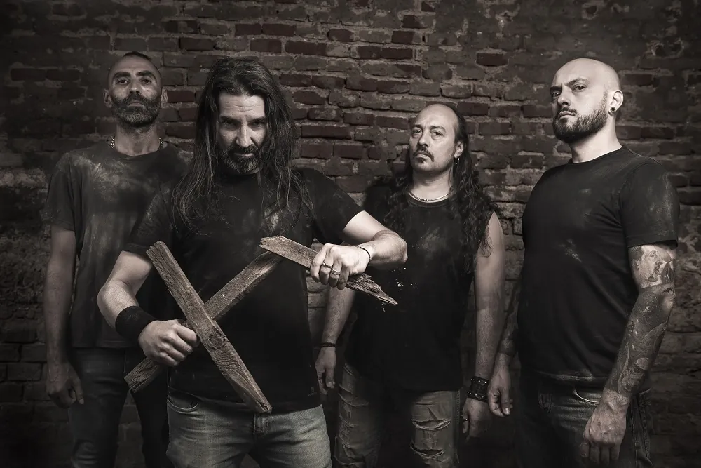 Irreverence: cover e tracklist di "Forsaken", le date del tour europeo
