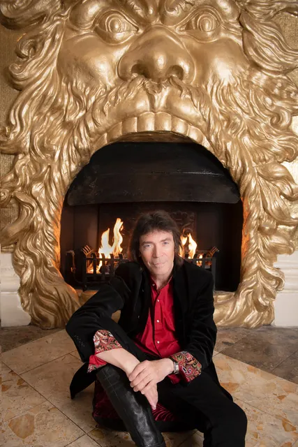 Steve Hackett: presenta il video del secondo singolo 'Fox's Tango'