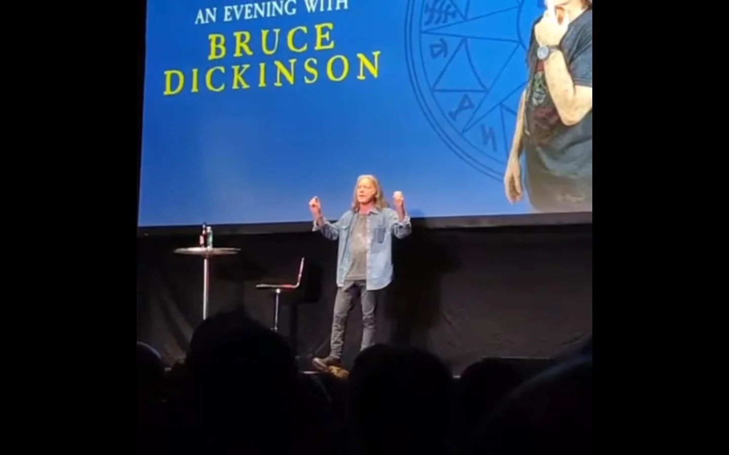 Iron Maiden: Bruce Dickinson canta 'Revelations' a cappella