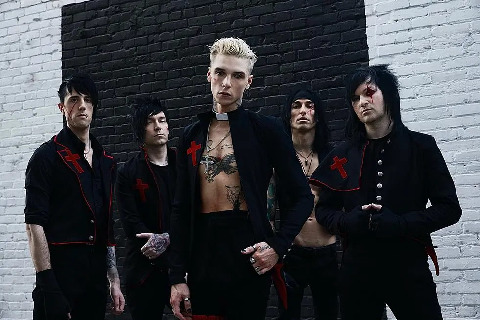 Black Veil Brides: ecco il video della performance dal vivo per l'ultimo singolo 'Crimson Skies'