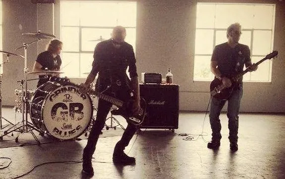 Grinder Blues (con Doug "Dug" Pinnick dei King's X): realizzato il music video per la nuova canzone 'Gotta Get Me Some of That'