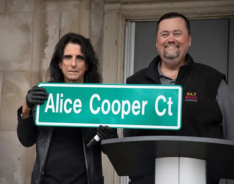 Alice Cooper: una via a suo nome in Michigan, foto e video dell'evento