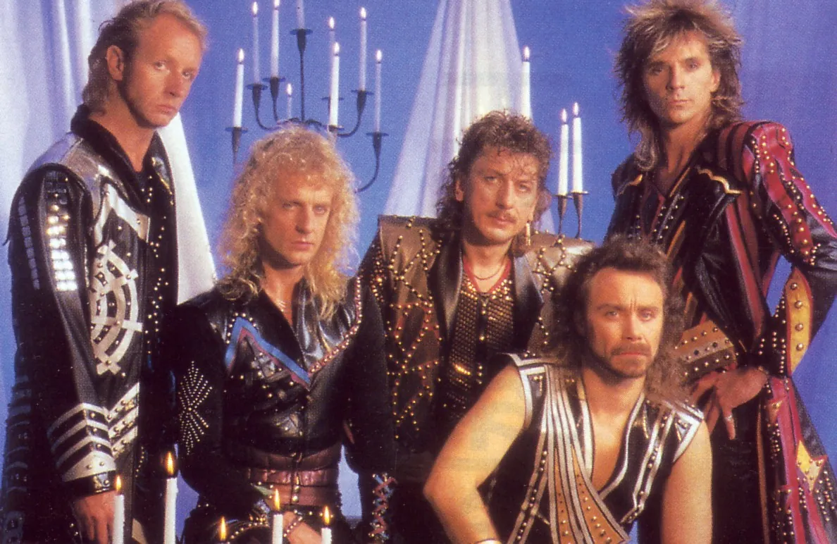 Judas Priest: Rob Halford, "Siamo una macchina del tempo che può portarvi indietro nei Settanta e attraverso i decenni"