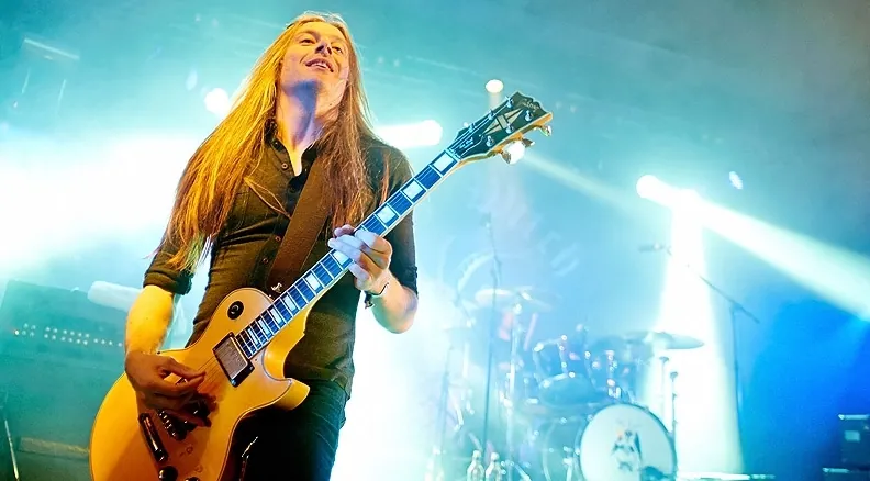 Carcass: Bill Steer, "Se insegui il pubblico finisci per diventare un pagliaccio"
