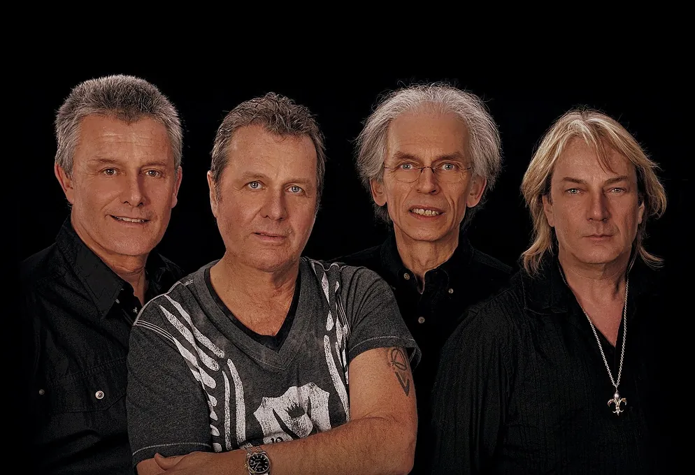 ASIA: a fine novembre la monumentale raccolta "The Official Live Bootlegs Volume 1"