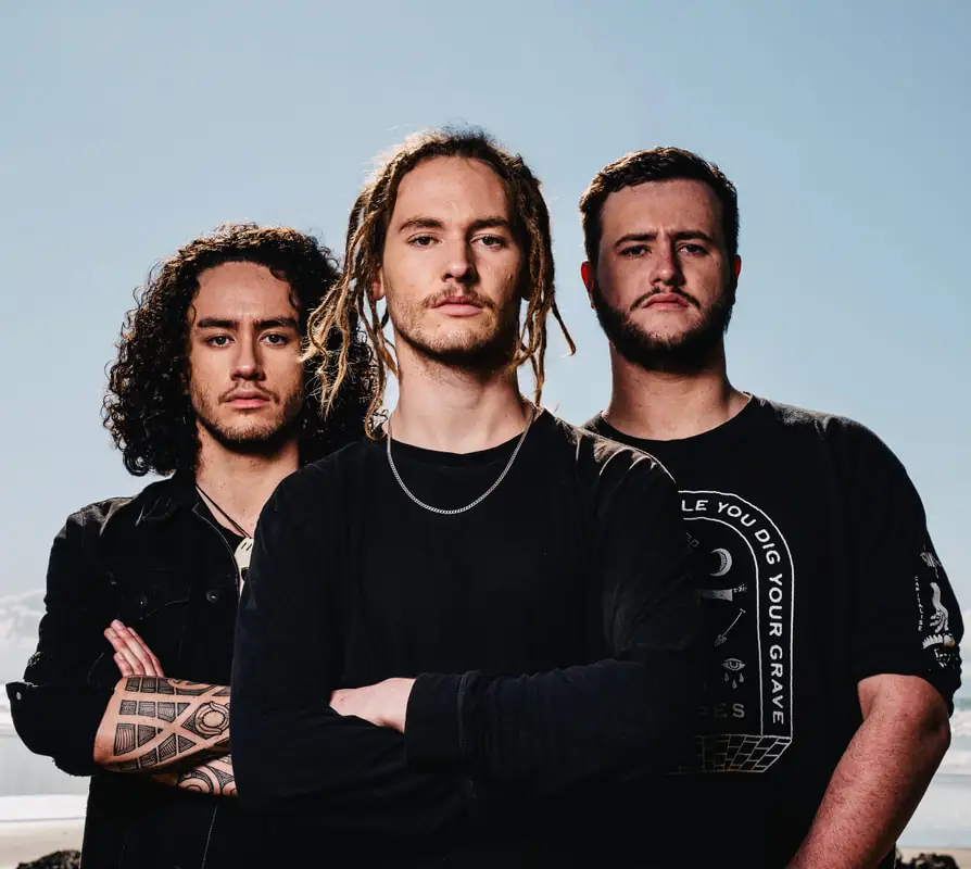 Alien Weaponry: online il guitar playthrough video (Lewis de Jong) di 'Hatupatu'