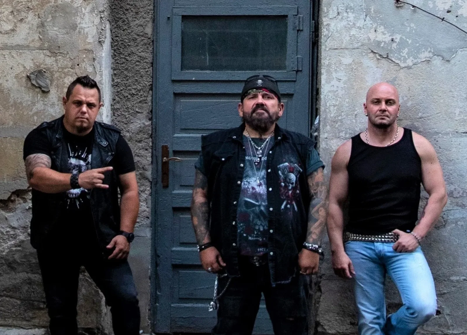 Manic Sinners: annunciato il titolo del debutto su Frontiers Music, il video di 'Drifters Union'