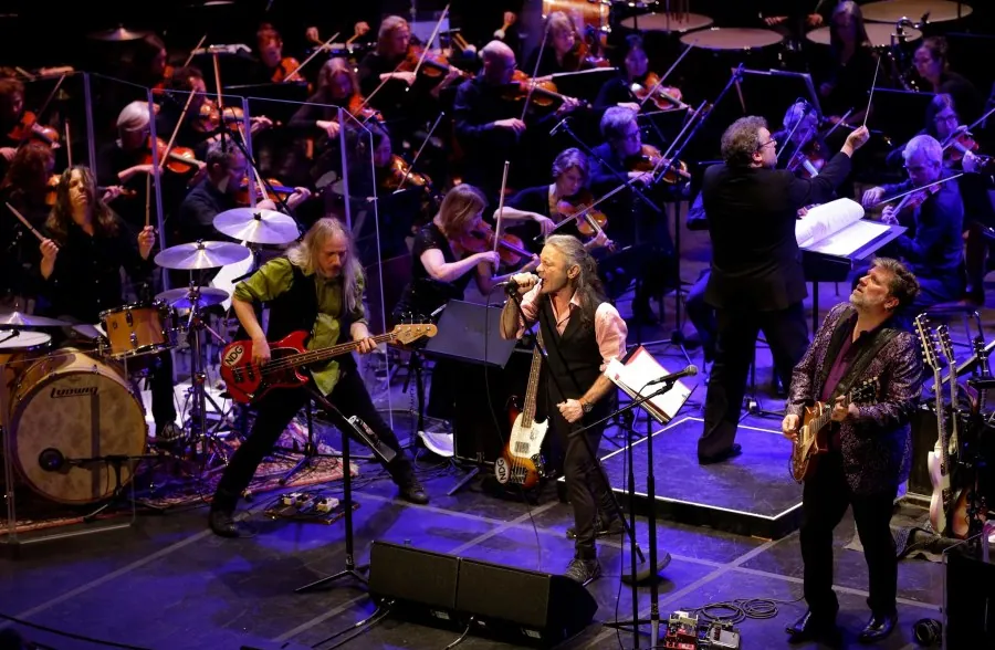 Deep Purple: guarda i video dell'esibizione di Bruce Dickinson e Roger Glover al Concerto For Group And Orchestra