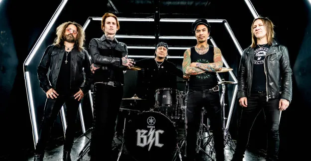 Buckcherry: pubblicato il music video di 'Gun'