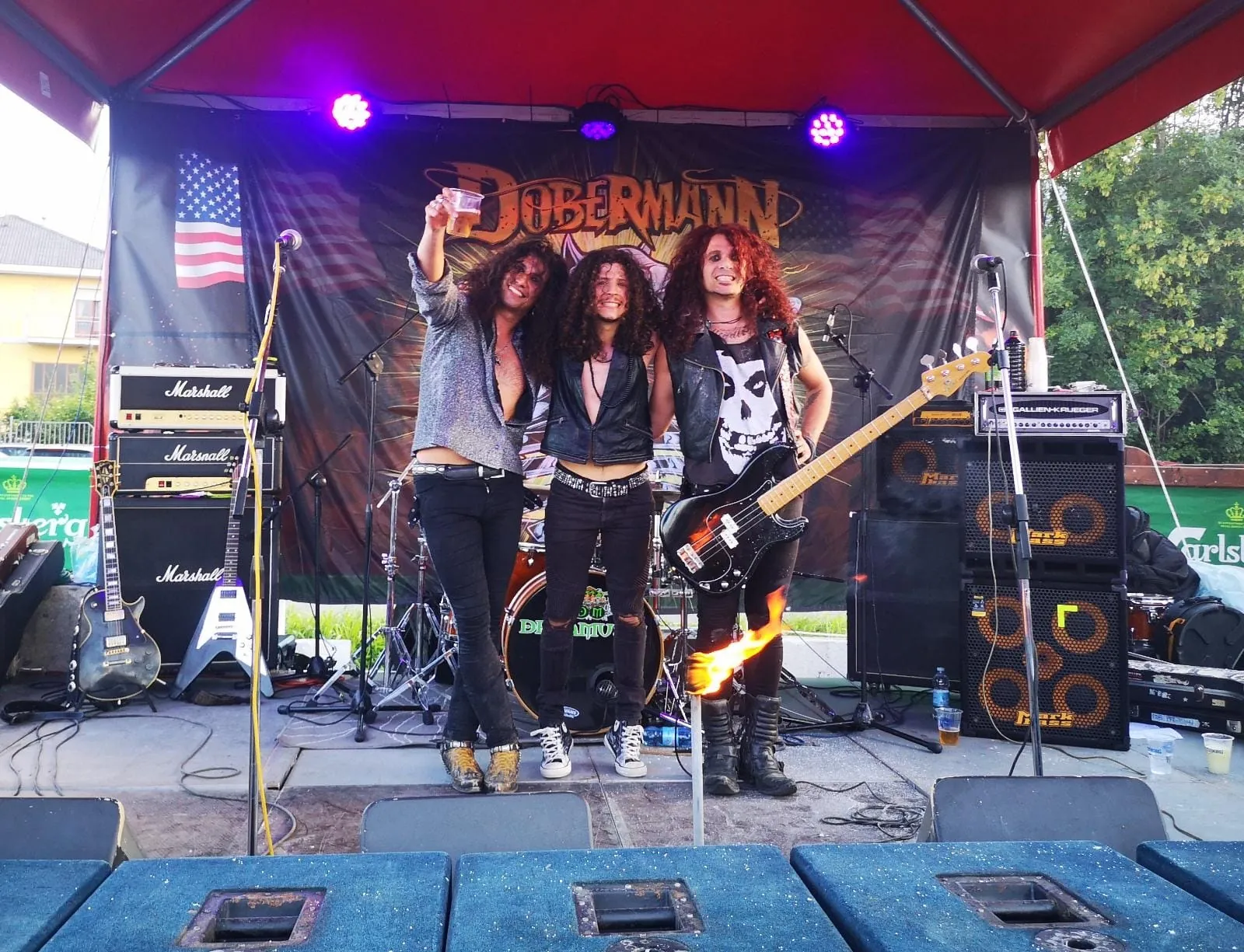 Dobermann: sul palco di Hard Rock Hell 2022 insieme a The Darkness, Skid Row e Ugly Kid Joe